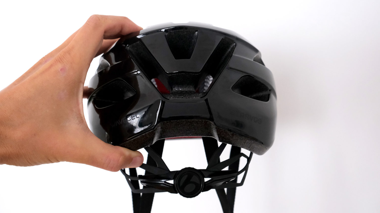 Test Bontrager Starvos Wavecel : un casque vélo léger et