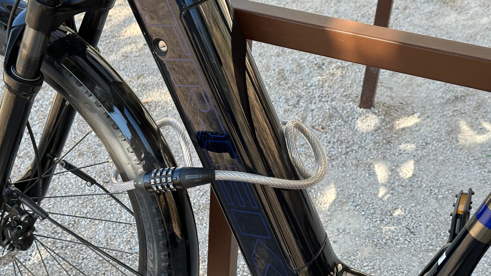 test-decathlon-elops-spirale-120-un-antivol-ne-pas-laisser-seul