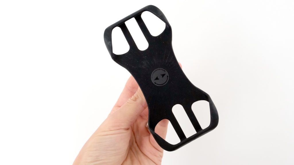 Test – Support téléphone universel Rouclo en silicone élastique, simplicité  et polyvalence - Transition Vélo