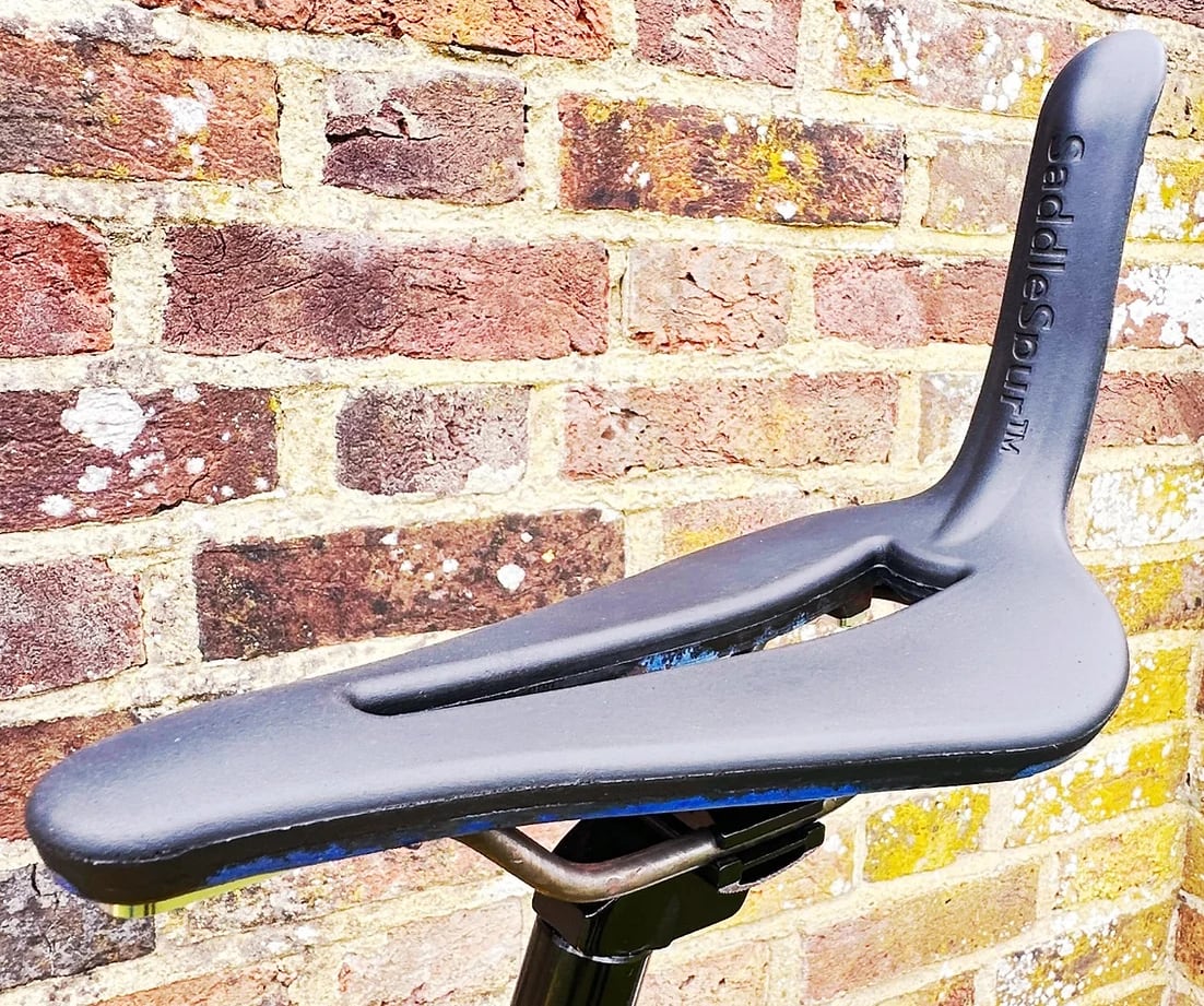 Selle Peugeot NS Mini Vélo Ancienne - Fabriquée En Italie - Vintage Avec Collier