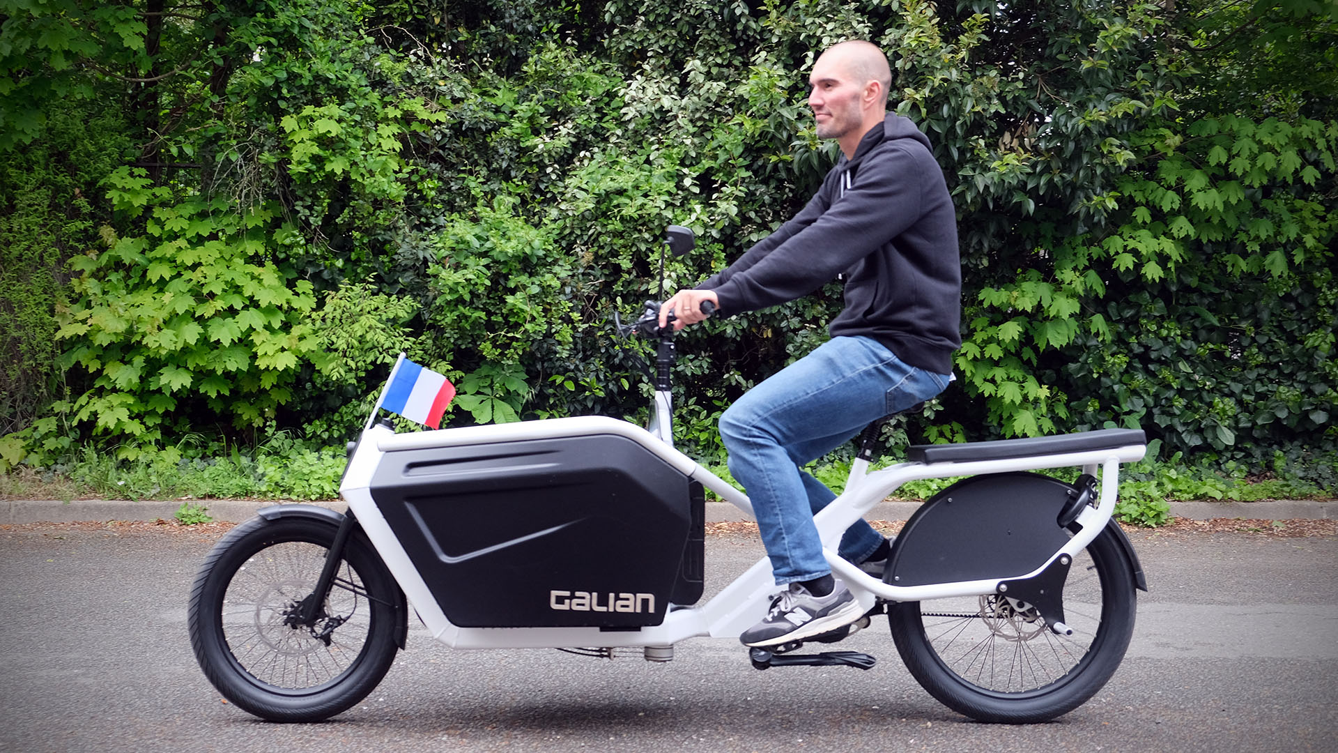 on-a-roul-avec-le-formidable-l-innovant-cargotail-de-galian