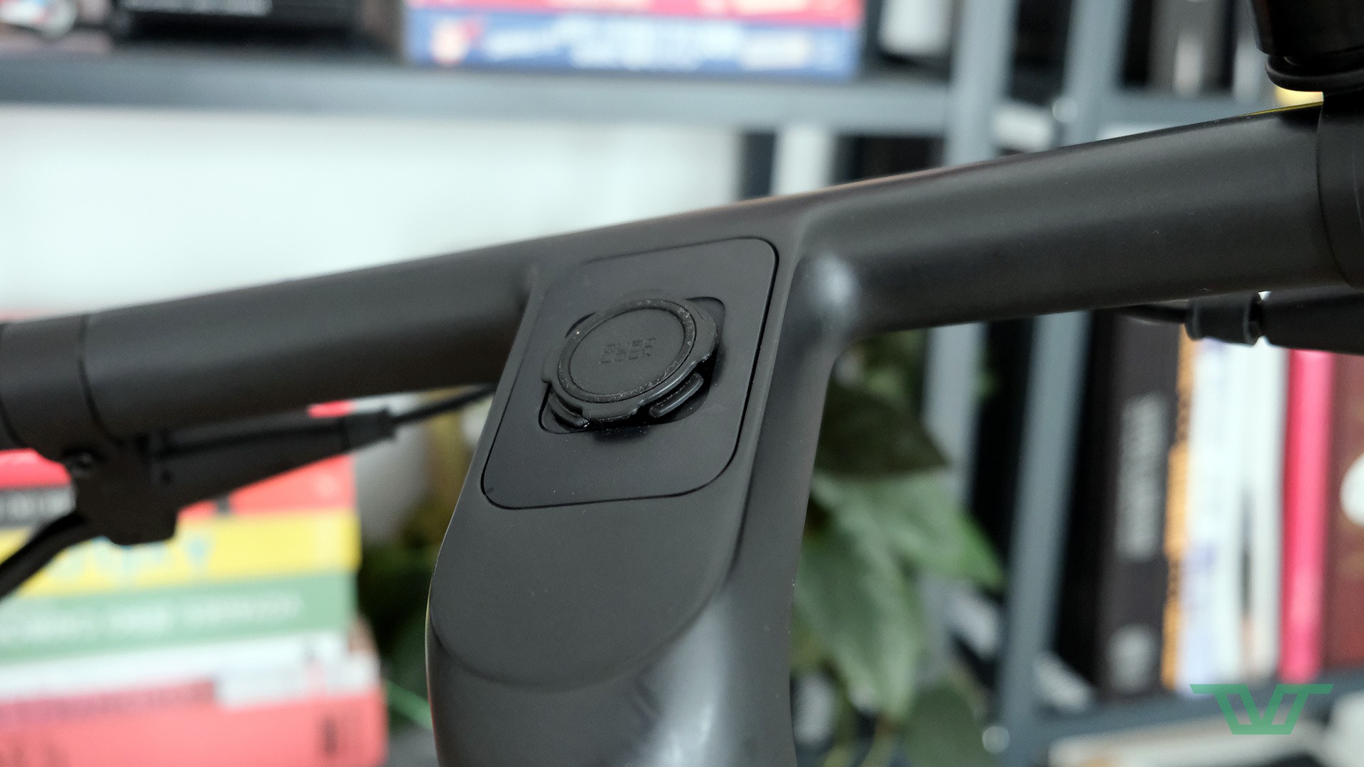 SP Connect vs Quad Lock duel de fixations de smartphones à vélo Transition Vélo