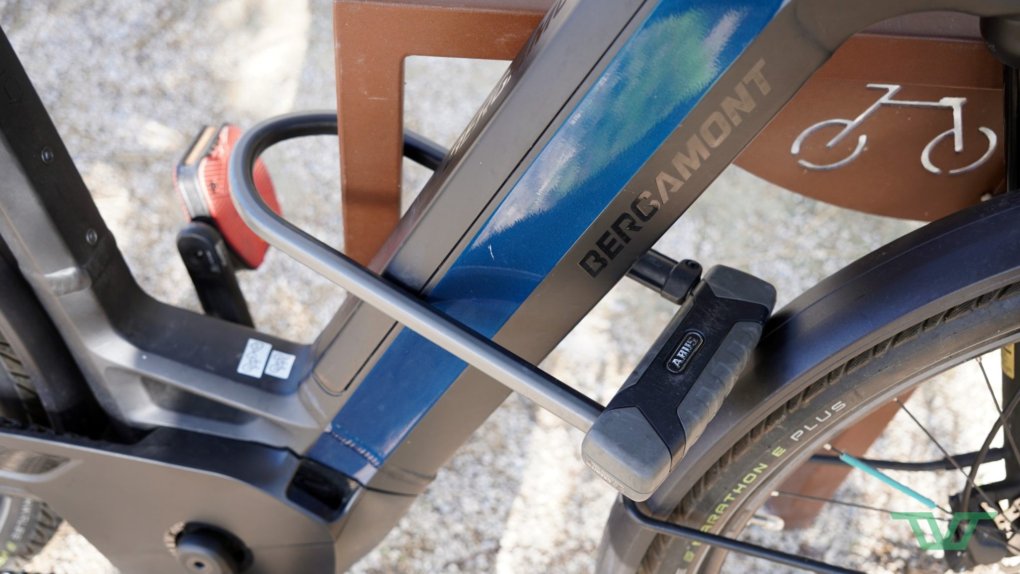 ABUS U-slot Granit XPlus 540 SH B beugel - Fietsslot met XPlus cilinder als knoeibescherming & verlichte sleutel - ABUS veiligheidsniveau 15 - 230 mm beugelhoogte