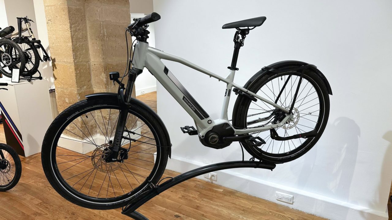 Nakamura Crossover GT le vélo électrique à trois vitesses — free download