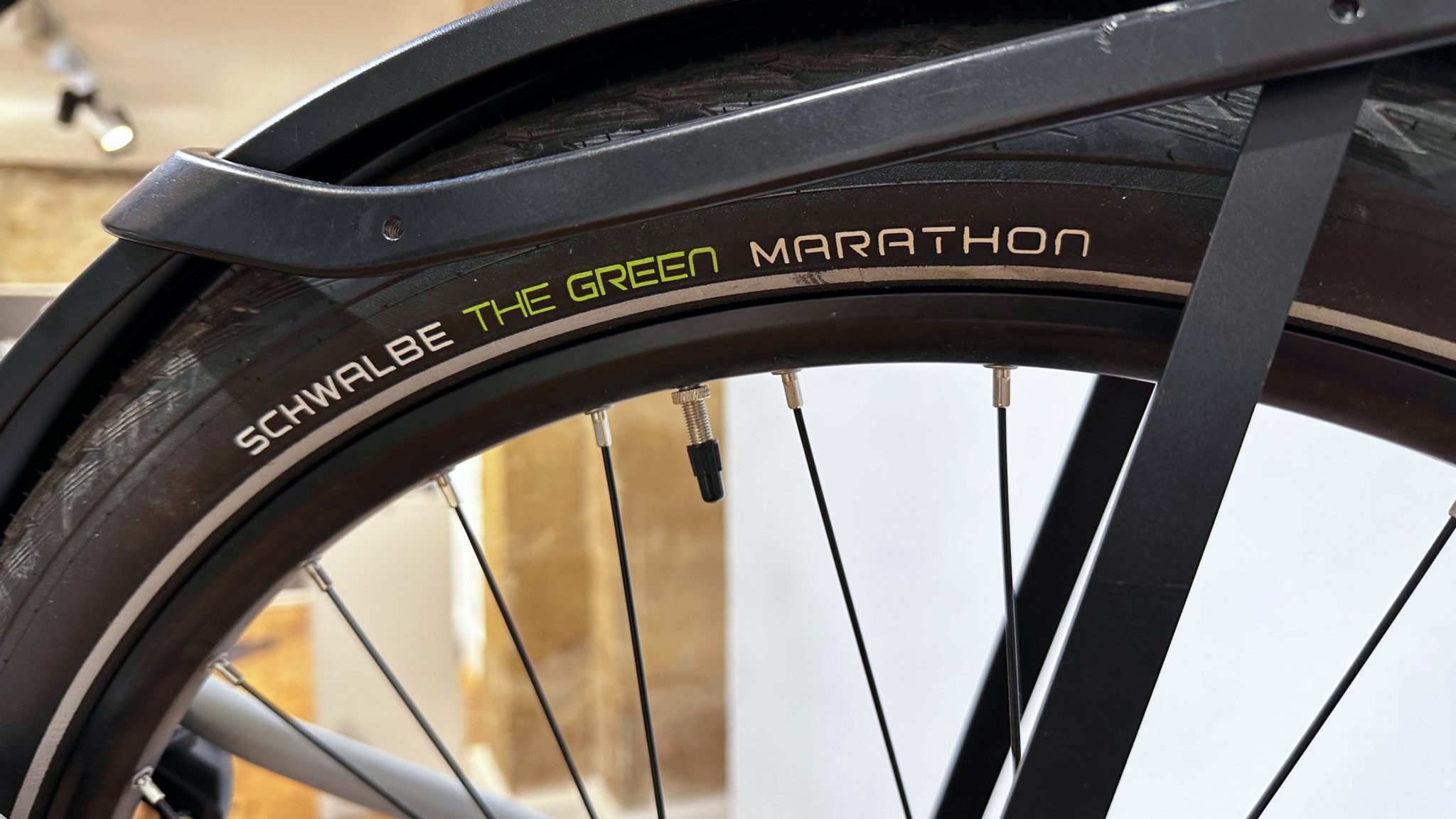 Nakamura Crossover GT le vélo électrique à trois vitesses — free download