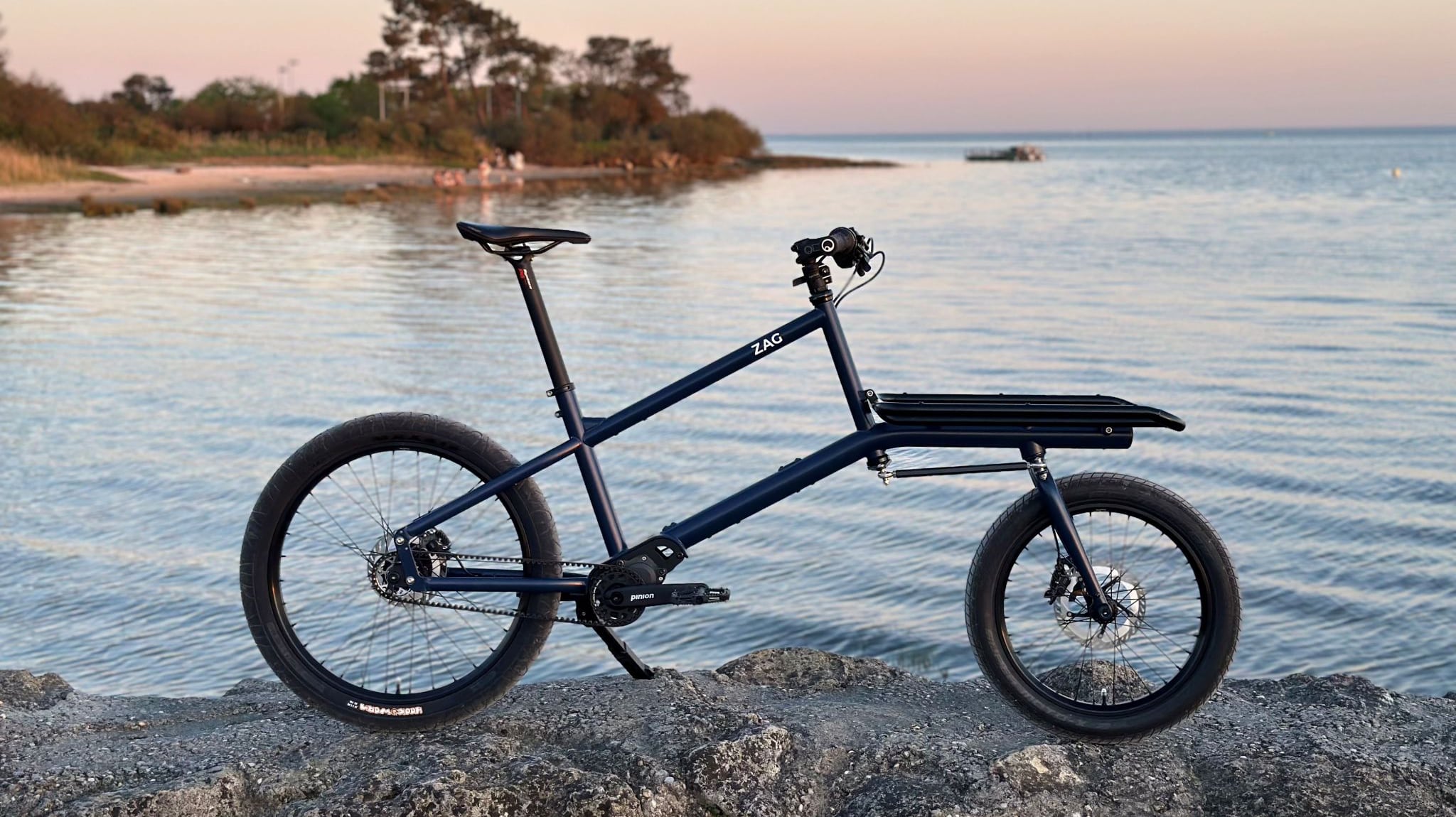 Le vélo cargo ZAG adopte la transmission par courroie et la boite de — free download